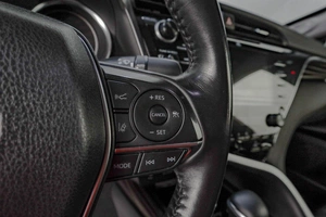 Седан Toyota Camry 2019 года, 3369000 рублей, Челябинск