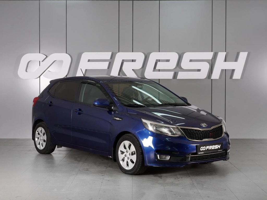 Хетчбэк Kia Rio 2016 года, 830000 рублей, Красный Пахарь