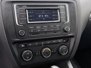 Седан Volkswagen Jetta 2015 года, 1220000 рублей, Орёл