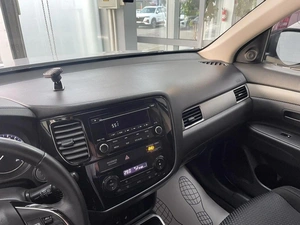 Внедорожник Mitsubishi Outlander 2017 года, 1760000 рублей, Красноярск