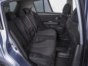 Хетчбэк Nissan Tiida 2012 года, 919000 рублей, Ростов-на-Дону
