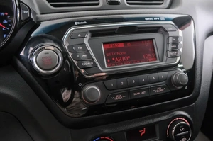 Седан Kia Rio 2012 года, 999000 рублей, Красноярск