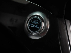 Внедорожник Ford Kuga 2013 года, 1295000 рублей, Воронеж