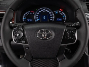 Седан Toyota Camry 2012 года, 1670000 рублей, Тюмень