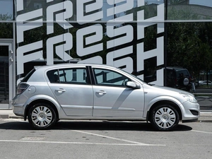 Хетчбэк Opel Astra 2008 года, 500000 рублей, Волгоград