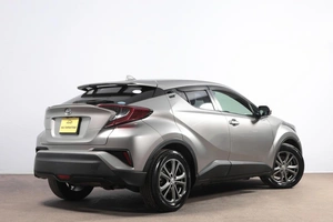 Внедорожник Toyota C-HR 2018 года, 1859000 рублей, Новосибирск