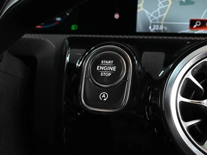 Седан Mercedes-benz CLA-класс 2019 года, 2990000 рублей, Ростов-на-Дону