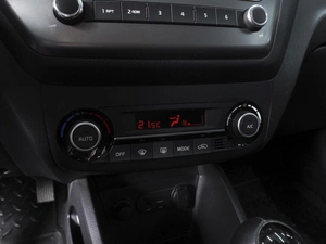 Хетчбэк Kia Rio 2017 года, 1249000 рублей, Ростов-на-Дону