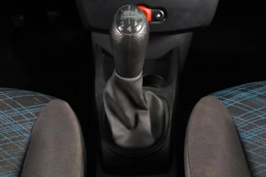 Хетчбэк Renault Clio 2006 года, 379000 рублей, Пермь