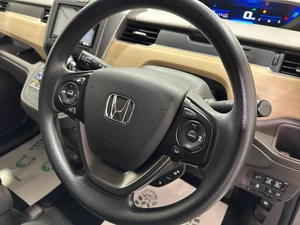 Минивэн Honda Freed 2019 года, 1450000 рублей, Красноярск