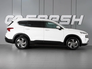 Внедорожник Hyundai Santa Fe 2022 года, 3769000 рублей, Красный Пахарь