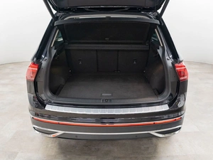 Внедорожник Volkswagen Tiguan Allspace 2021 года, 2550000 рублей, Красноярск