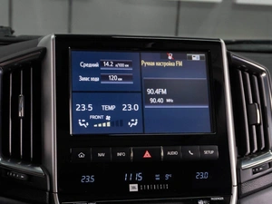 Внедорожник Toyota Land Cruiser 2018 года, 6720000 рублей, Тюмень