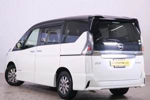 Минивэн Nissan Serena 2019 года, 2079000 рублей, Омск