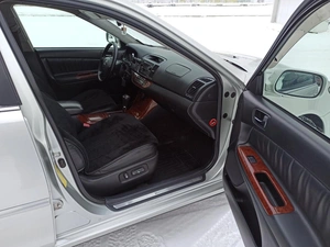 Седан Toyota Camry 2005 года, 750000 рублей, Красноярск
