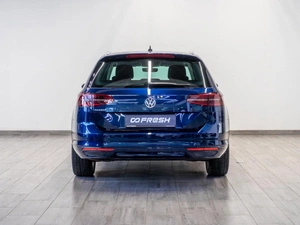 Универсал Volkswagen Passat 2019 года, 1450000 рублей, Саратов