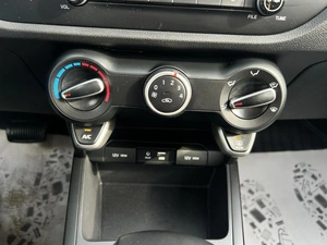 Седан Kia Rio 2020 года, 1580000 рублей, Ярославль