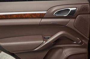 Внедорожник Porsche Cayenne 2011 года, 2757000 рублей, Красноярск