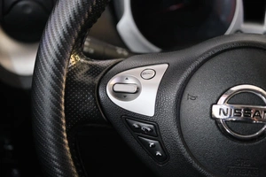 Внедорожник Nissan Juke 2012 года, 1249000 рублей, Омск