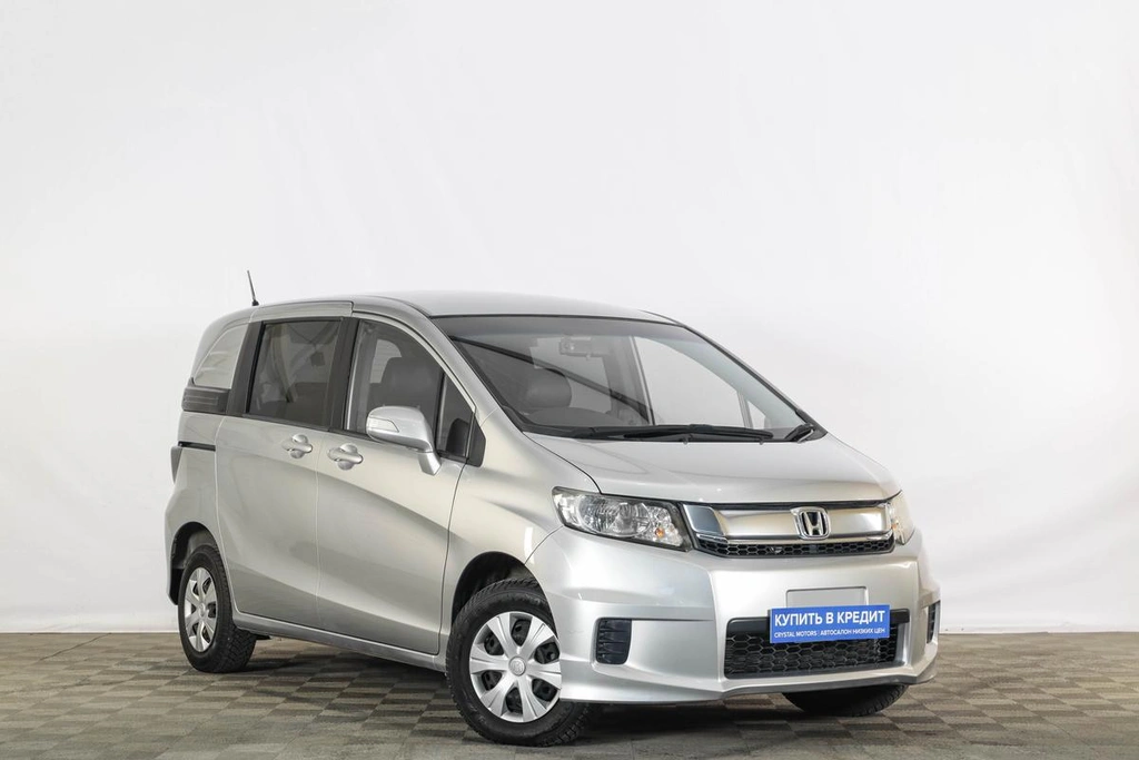 Минивэн Honda Freed 2014 года, 1479000 рублей, Тюмень