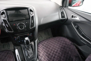 Хетчбэк Ford Focus 2012 года, 799000 рублей, Красноярск