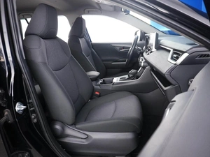 Внедорожник Toyota RAV4 2020 года, 3440444 рублей, Москва