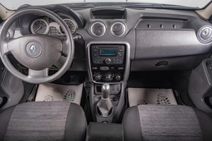 Внедорожник Renault Duster 2012 года, 829000 рублей, Томск