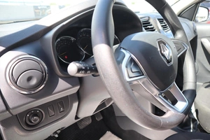 Седан Renault Logan 2019 года, 1160000 рублей, Мирное