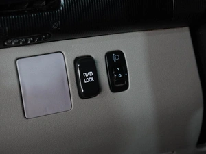 Пикап Mitsubishi L200 2012 года, 1299000 рублей, Воронеж