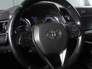 Седан Toyota Camry 2020 года, 2550000 рублей, Минеральные Воды