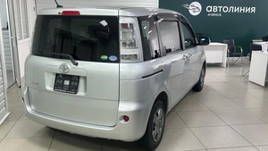 Минивэн Toyota Sienta 2013 года, 1120000 рублей, Ачинск