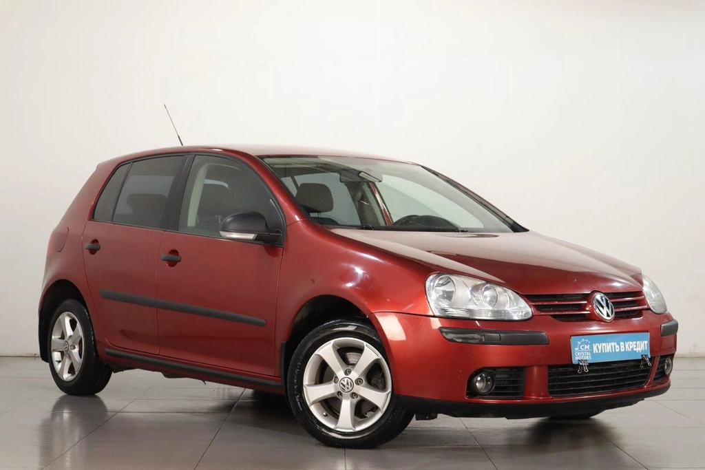 Хетчбэк Volkswagen Golf 2008 года, 729000 рублей, Челябинск
