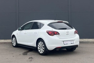 Хетчбэк Opel Astra 2012 года, 740000 рублей, Солонцы