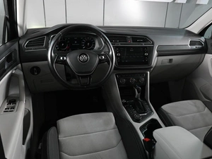 Внедорожник Volkswagen Tiguan 2017 года, 1990000 рублей, Аксай