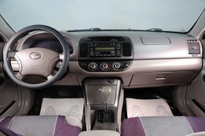 Седан Toyota Camry 2004 года, 899000 рублей, Тюмень