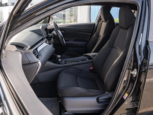 Внедорожник Toyota C-HR 2019 года, 1699000 рублей, Краснодар