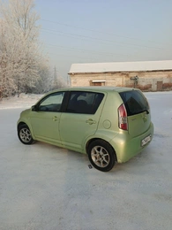 Хетчбэк Toyota Passo 2004 года, 355000 рублей, Красноярск