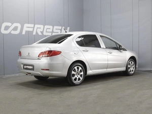 Седан Peugeot 408 2013 года, 530000 рублей, Омск