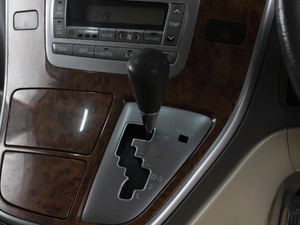 Минивэн Toyota Alphard 2003 года, 1460000 рублей, Омск