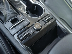 Седан Kia K5 2021 года, 2350000 рублей, Краснодар