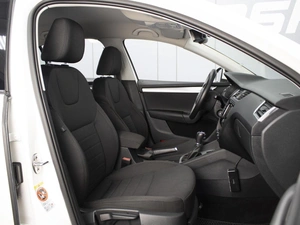Лифтбек Skoda Octavia 2014 года, 1219000 рублей, Омск