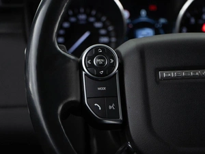 Внедорожник Land Rover Discovery 2017 года, 4738888 рублей, Москва