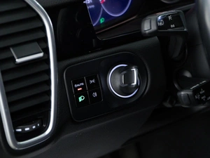 Внедорожник Porsche Cayenne 2021 года, 9276900 рублей, Москва