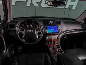 Внедорожник Toyota Highlander 2011 года, 1569000 рублей, Воронеж