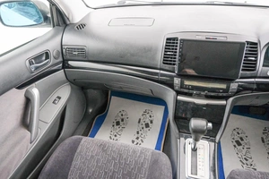 Седан Toyota Allion 2002 года, 749000 рублей, Красноярск