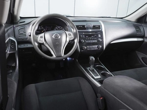 Седан Nissan Altima 2014 года, 990000 рублей, Ростов-на-Дону