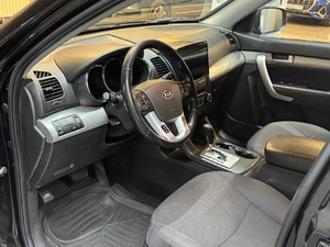 Внедорожник Kia Sorento 2012 года, 1297000 рублей, Красноярск