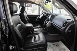 Внедорожник Toyota Land Cruiser 2014 года, 3849000 рублей, Красноярск