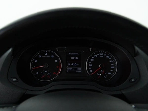Внедорожник Audi Q3 2015 года, 2125444 рублей, Москва