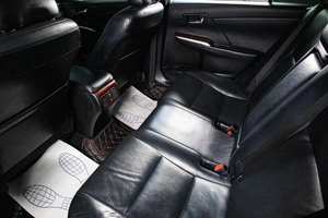 Седан Toyota Camry 2013 года, 1719000 рублей, Сургут